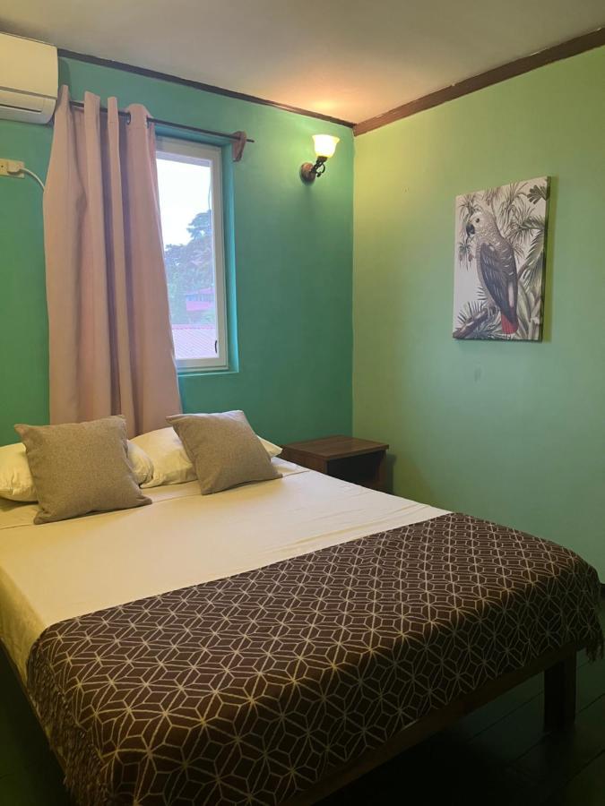 Hostal Cay Bastimentos Esterno foto