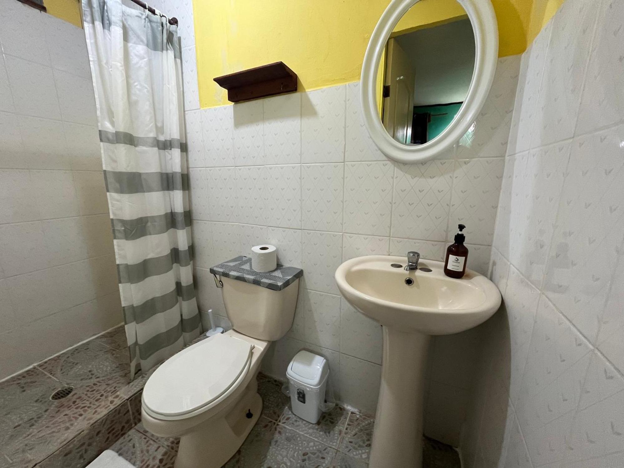 Hostal Cay Bastimentos Esterno foto